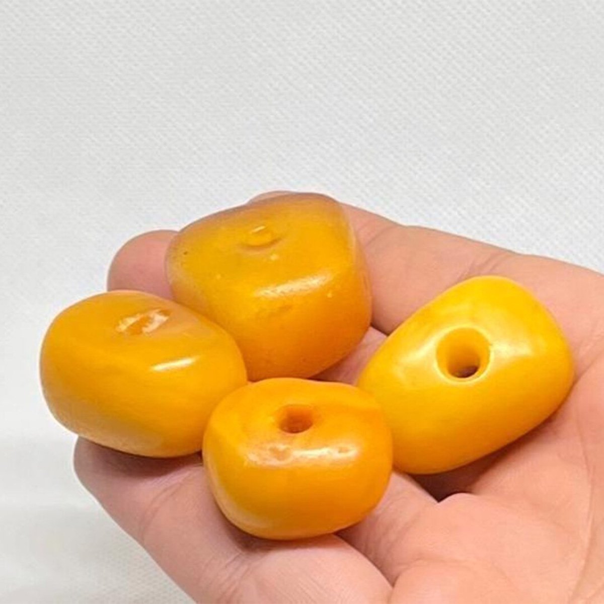 琥珀色 Antique Natural Moroccan Baltic Amber Beads – Genuine Butterscotch Amber-4 antique_genuine_moroccan_baltic_amber_beads