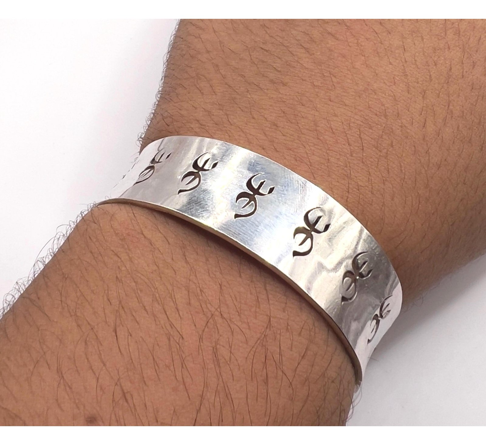 Moroccan Yaz Z Sterling Silver Berber Symbol Tifinagh Bangle Bracelet Handmade Amazigh Tribal Bangle ethinc Moroccan Engraved Yaz Z Sterling Silver Bracelet: Handmade Amazigh Tribal Boho Bangle Berber Symbol Tifinagh - Image 1