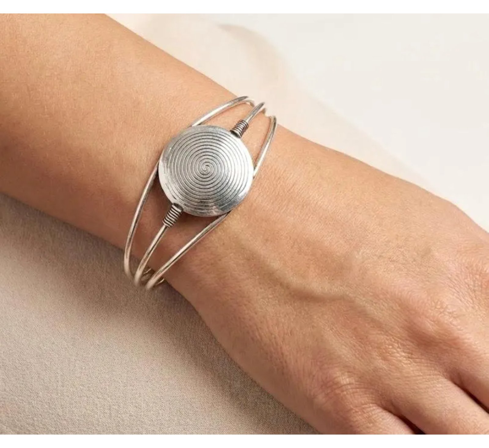 Spiral Sterling Silver Bracelet – Sterling Silver Moroccan Boho Tribal Ethnic Gypsy Tribal Jewelry Spiral Sterling Silver Bracelet – Sterling Silver Moroccan Berber Boho Tribal Ethnic Gypsy Tribal Jewelry African Stylish Fashion