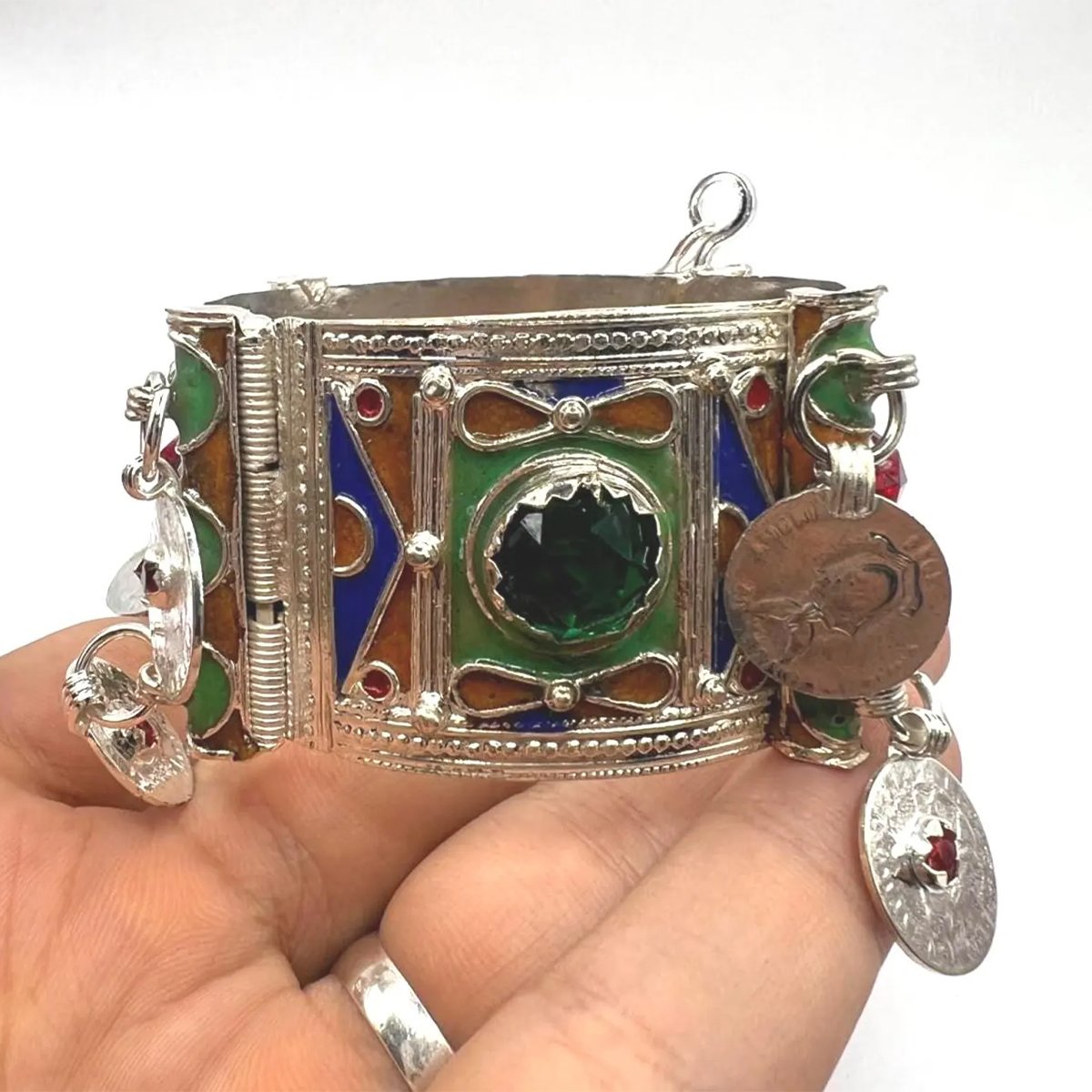 Handcrafted Berber Kabyle Cuff Bracelet – Plated Silver Amazigh Jewelry with Enamel Details, Moroccan Tribal Bangle-6 north_african_kabyle_tribal_cuff_jewelry