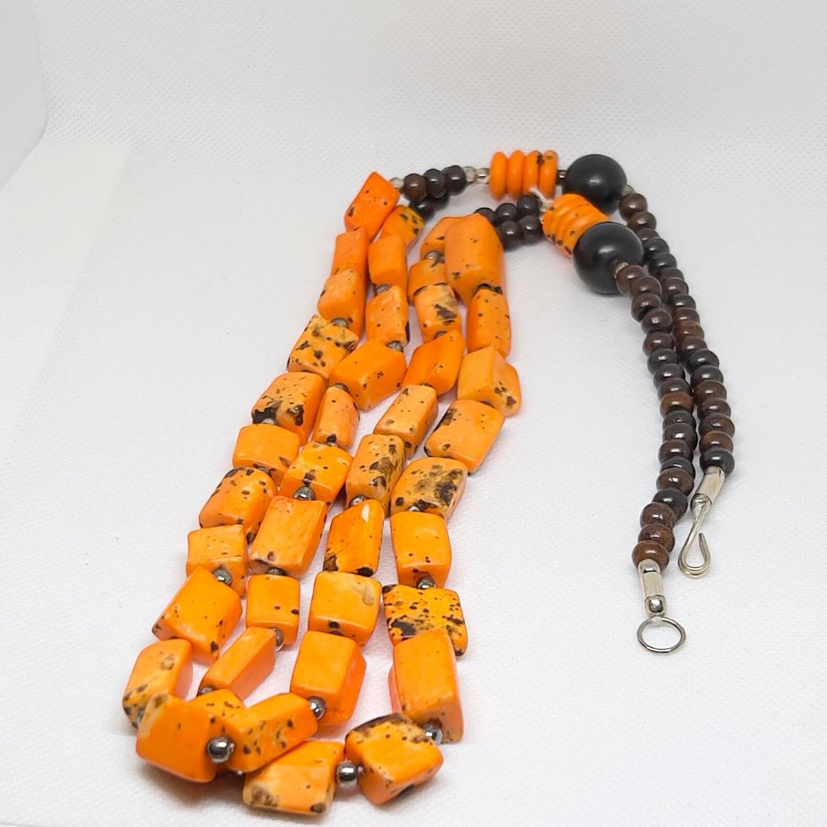 antique_moroccan_coral_bead_necklace