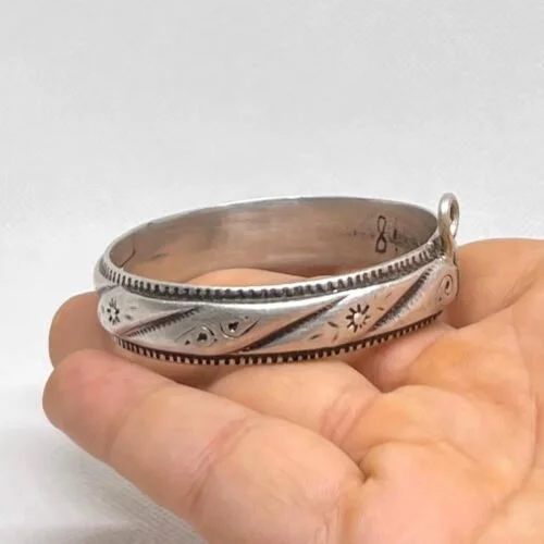 antique-berber-silver-cuff-1940s-–-heavy-tribal-bracelet